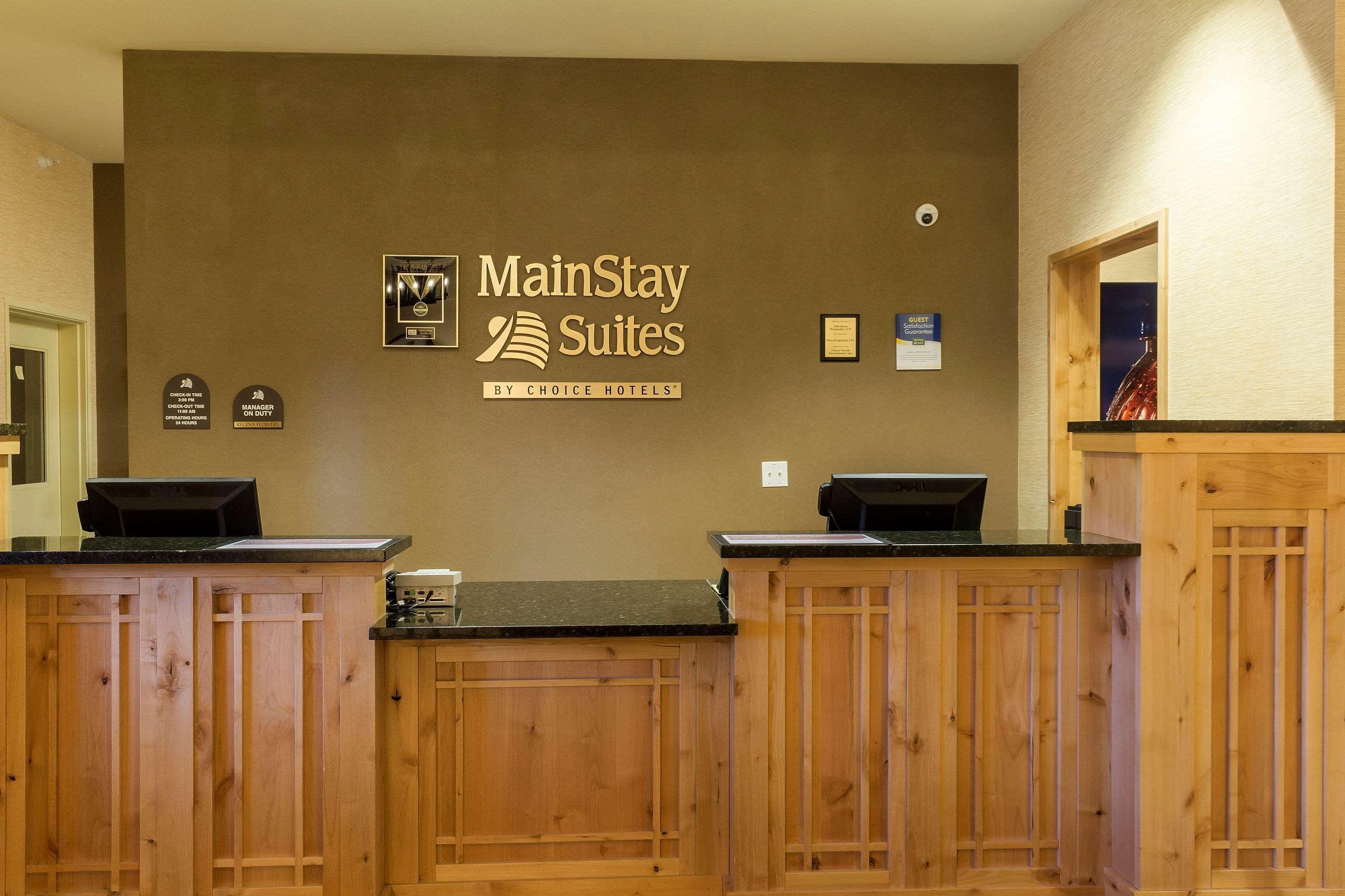 Mainstay Suites Williston Exteriér fotografie