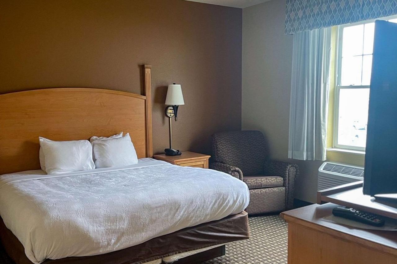 Mainstay Suites Williston Exteriér fotografie