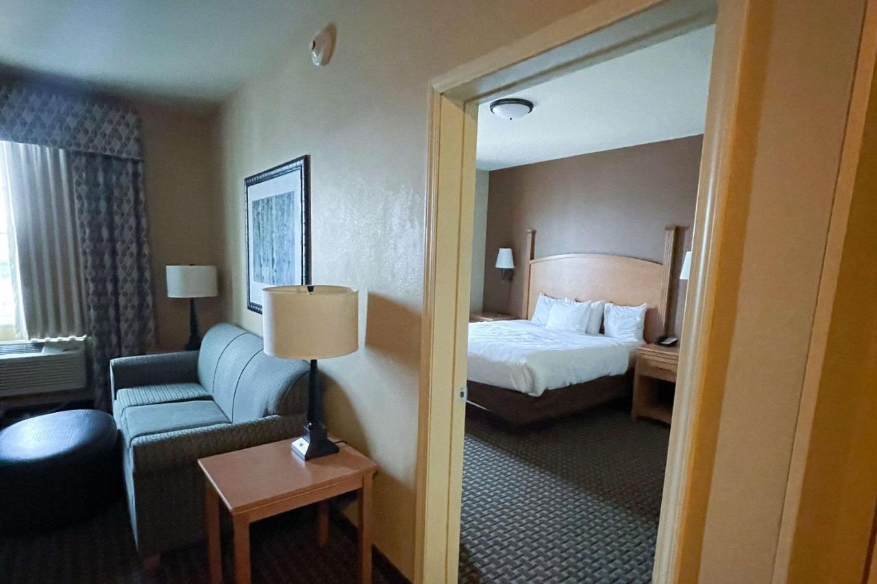 Mainstay Suites Williston Exteriér fotografie