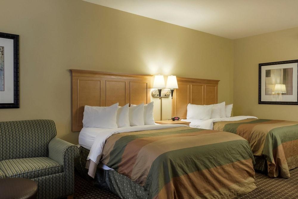Mainstay Suites Williston Exteriér fotografie